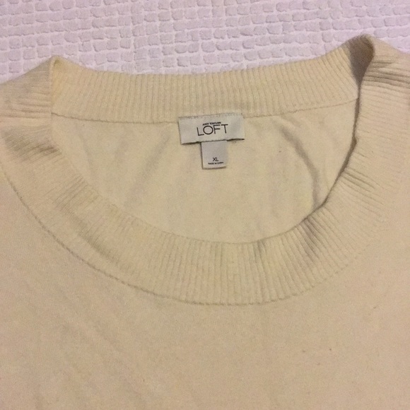 *BOGO ITEM* Off white/cream 3/4 Sweater - Picture 3 of 3